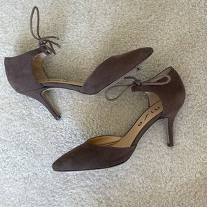Unisa Brown Suede Heels